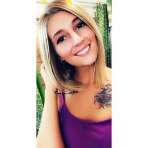 Meet your Posher, Stephanie